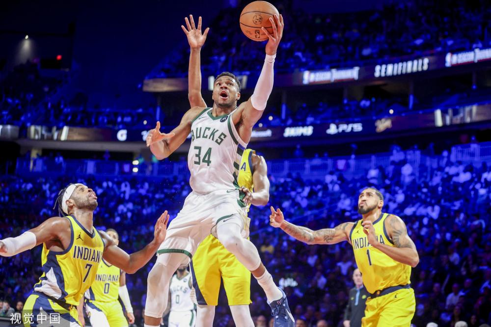 献精彩表演 献精彩表演