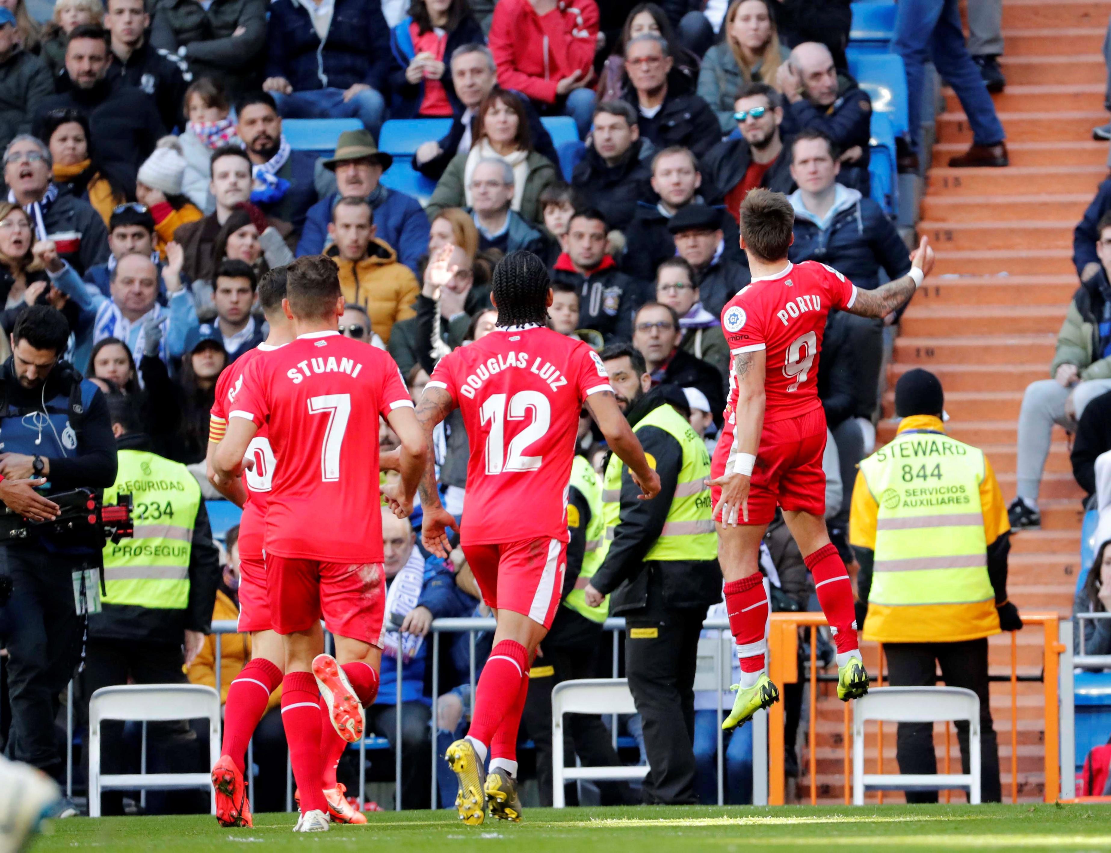 上为球员和 上为球员和