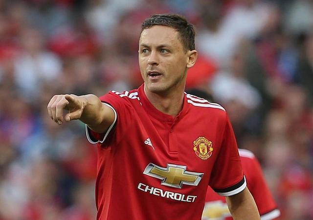 的防守显得 的防守显得